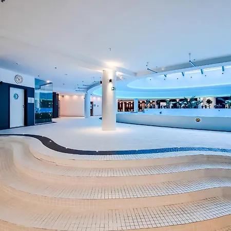 Hanza Tower No. 533 - 5th Floor, Balcony, Swimming Pool *