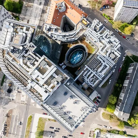 Ans Hanza Tower No 533 - Swimming Pool, Sauna, Jacuzzi, Viewing Terrace