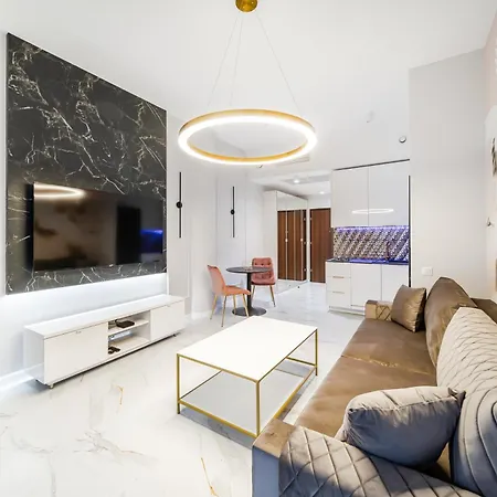 Apartment Hanza Tower No. 533 - 5th Floor, Balcony, Swimming Pool