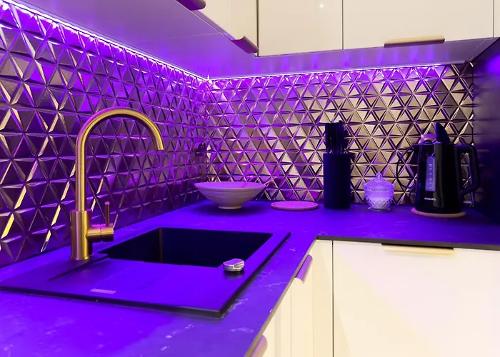 Ans Hanza Tower No 533 - Swimming Pool, Sauna, Jacuzzi, Viewing Terrace