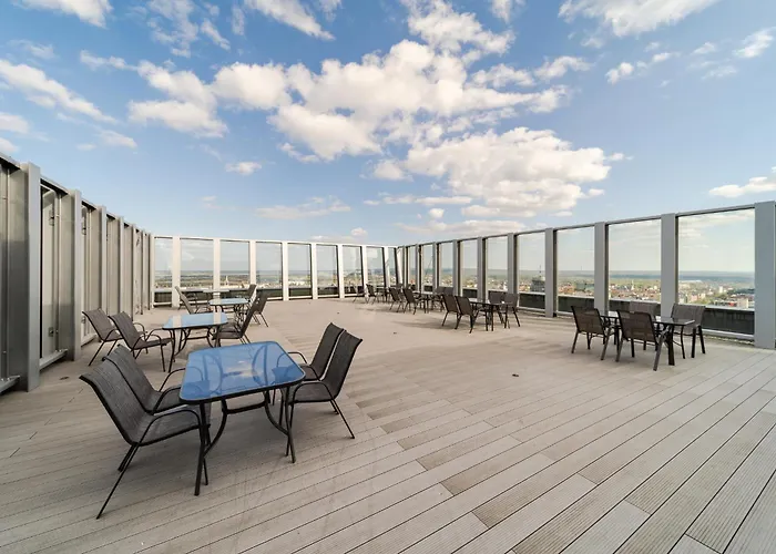 Ans Hanza Tower No 533 - Swimming Pool, Sauna, Jacuzzi, Viewing Terrace シュチェチン