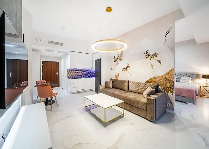 Ans Hanza Tower No 533 - Swimming Pool, Sauna, Jacuzzi, Viewing Terrace *